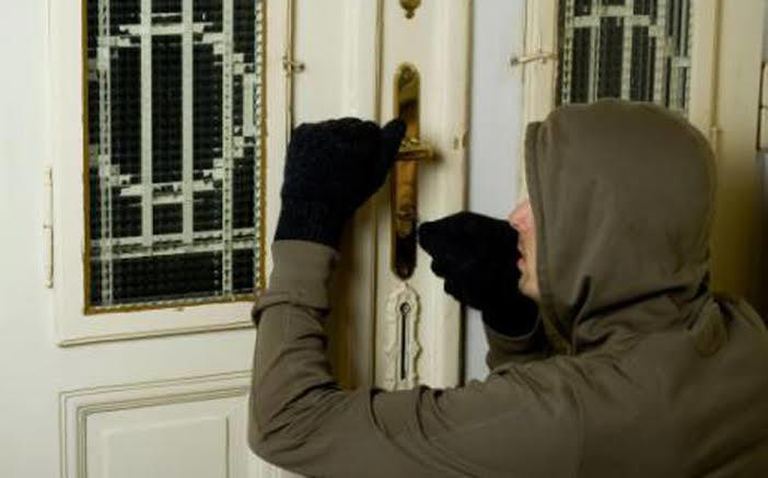 Exhiben en redes sociales a hombre que entró a una casa en Tampico; mujer y su hija se encontraban adentro