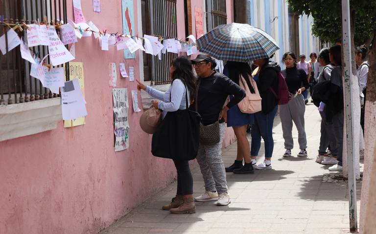 Colocan en la capital tlaxcalteca puntos de servicios a mujeres en el marco del 8M