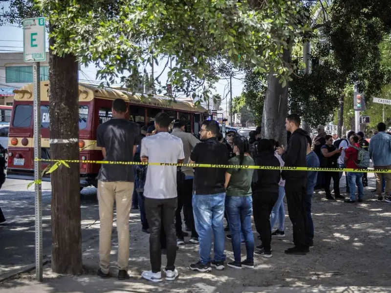 Rescatan a 36 migrantes en Tijuana y detienen a los polleros