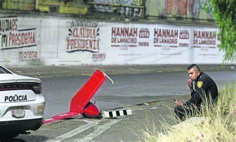 Cae helicóptero en Coyoacán por posible paro de motor; mueren 3 personas