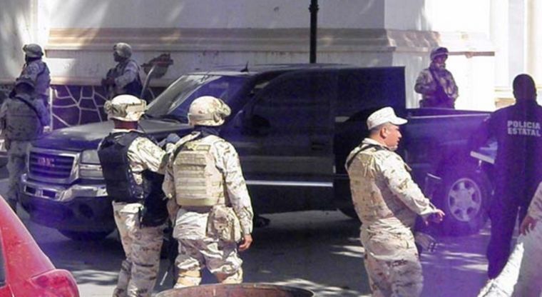 Grupo de 50 sicarios toma pueblo por dos días en Sonora