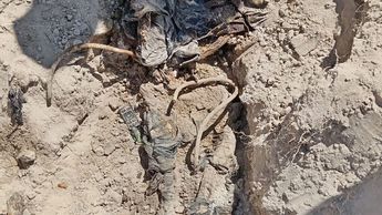 Colectivo halla fosa clandestina con 5 cadáveres en Tijuana