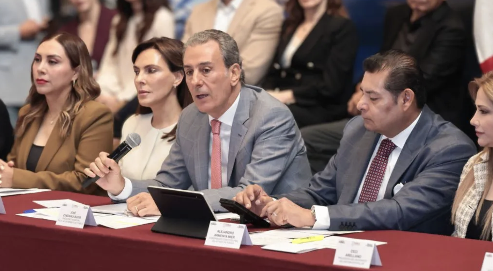 Investigan cuatro denuncias por extorsión en Normatividad de Puebla capital